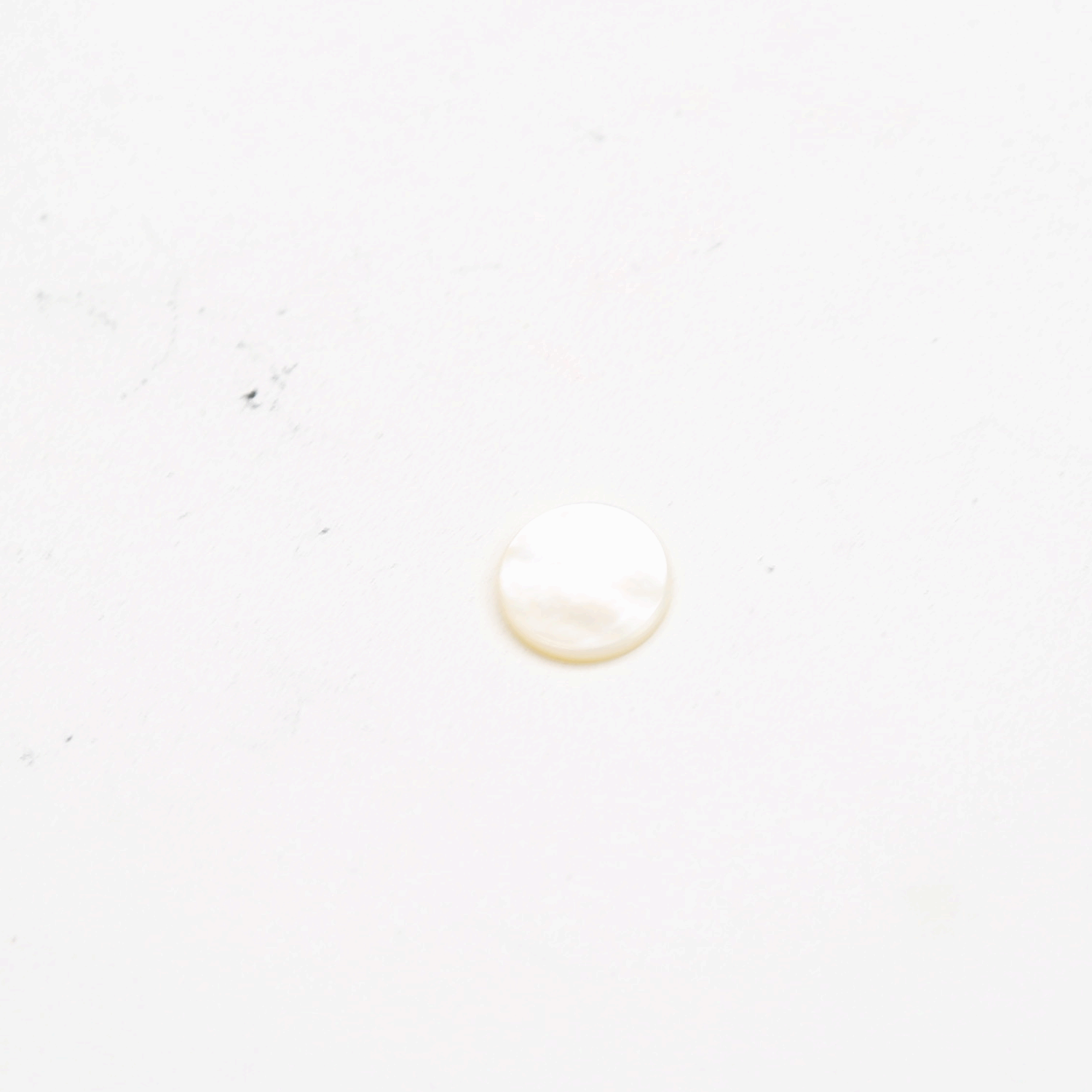 Yamaha Tuba Valve Button Pearl (1) BB321, EB321, SH301 W4029720