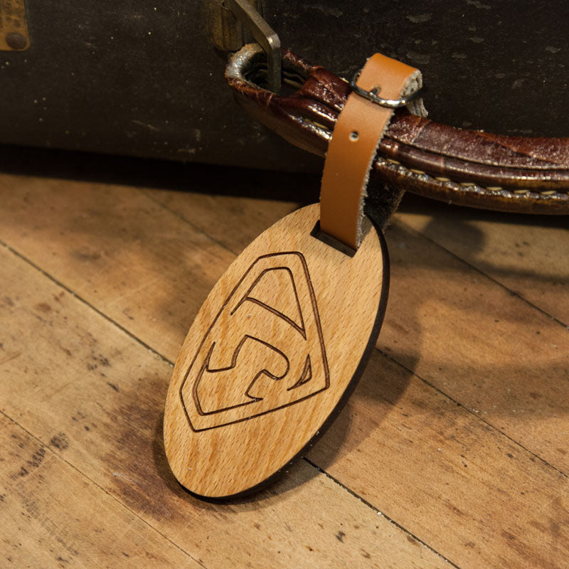 Super Jesus Wooden Oval Tag